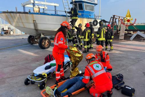 Esercitazione in zona portuale a Civitanova Marche