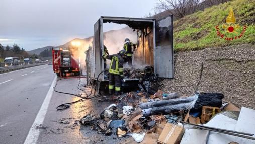 Incendio Autocarro