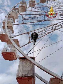Addestramento SAF su ruota panoramica a Catania