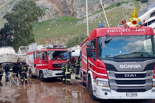 Incendio imbarcazione