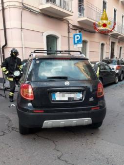 Incidente stradale a Catania centro (3).jpg Incidente stradale a Catania centro