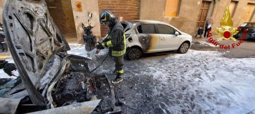 Incendio auto gpl 2