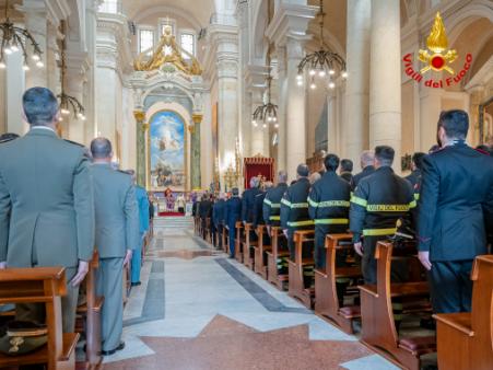 I Vigili del Fuoco partecipano al Giubileo delle Forze Armate e di Polizia in Sardegna