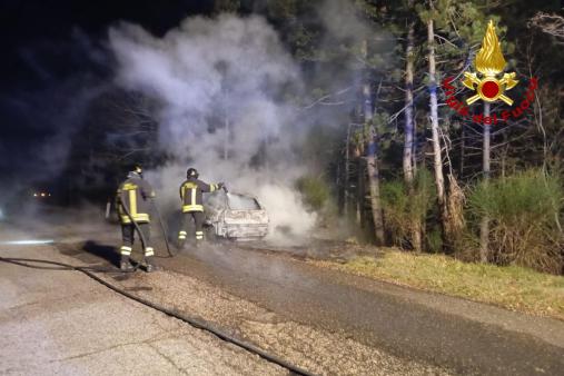 incendio autovettura alimentata a metano