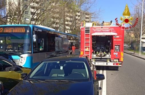 Incidente con autobus di linea