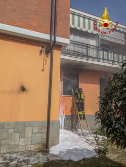 Incendio negozio Settimo Torinese