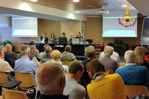 seminario dal titolo: Progettazione antincendio di un' attività commerciale: "Un caso studio dei Quaderni INAIL-VV.F-C.N.I"