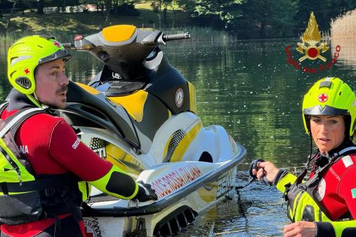 ADDESTRAMENTO CONGIUNTO IN AMBIENTE ACQUATICO - LAGO DI ENDINE