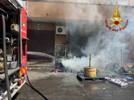 Incendio supermercato 2