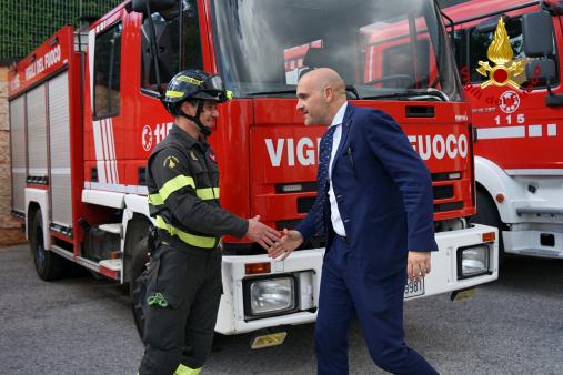 Sottosegretario di Stato al Ministero dell'interno, On. Emanuele Prisco, ha fatto visita al Distaccamento VV.F. di Assisi