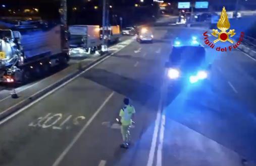 Intervento del Nucleo NBCR per la messa in sicurezza di un serbatoio di carburante