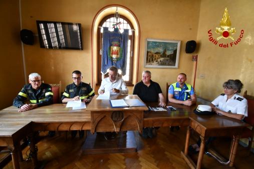 La firma del protocollo tra Vigili del fuoco e comune di Muggia