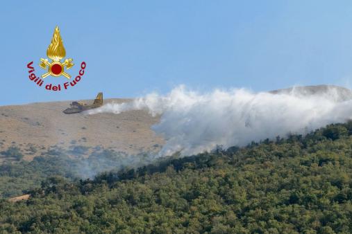 Incendio bosco in loc. Caso nel comune di Sant'Anatolia di Narco