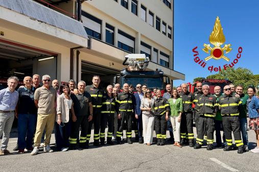 L’ING. MARISA CESARIO SALUTA I VIGILI DEL FUOCO DELL’UMBRIA