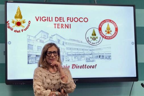 L’ING. MARISA CESARIO SALUTA I VIGILI DEL FUOCO DELL’UMBRIA
