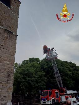 Soccorso persona campanile