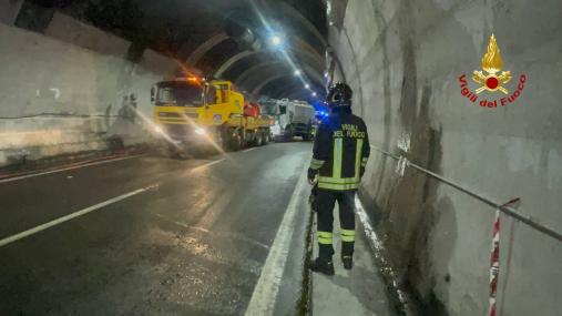GROTTAMMARE (AP) – INCIDENTE STRADALE IN GALLERIA