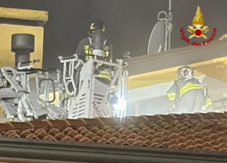 Incendio sottotetto