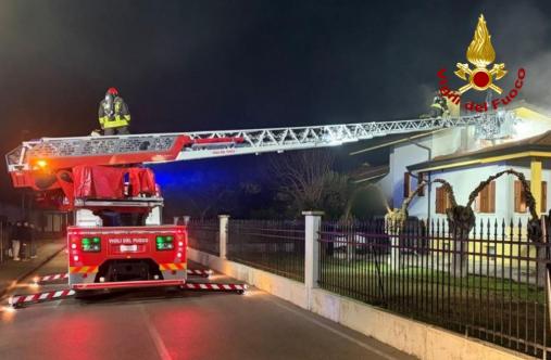 Incendio sottotetto