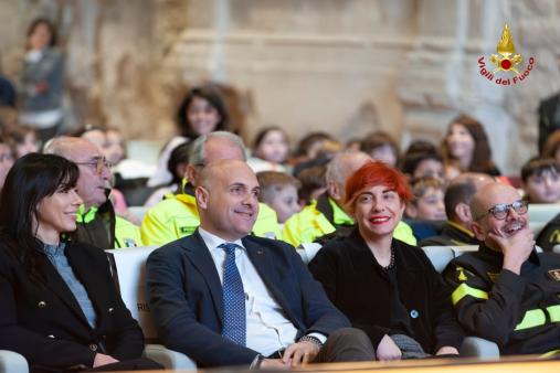 Vigili del Fuoco e Geronimo Stilton