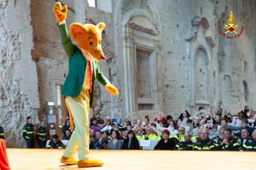 Vigili del Fuoco e Geronimo Stilton