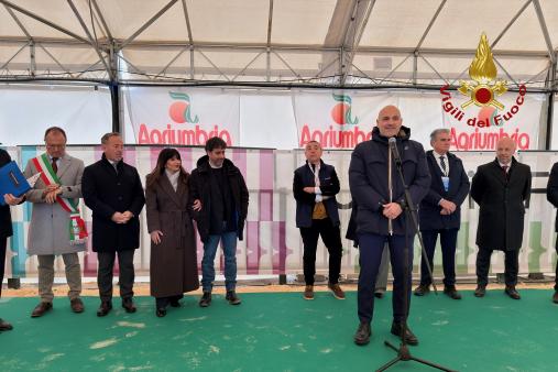 Agriumbria 2026: il Sottosegretario Prisco in visita allo stand dei Vigili del Fuoco dedicato alla prevenzione degli incendi di vegetazione