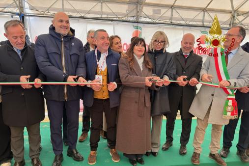 Agriumbria 2026: il Sottosegretario Prisco in visita allo stand dei Vigili del Fuoco dedicato alla prevenzione degli incendi di vegetazione