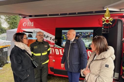 Agriumbria 2026: il Sottosegretario Prisco in visita allo stand dei Vigili del Fuoco dedicato alla prevenzione degli incendi di vegetazione