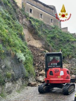 messa in sicurezza e ricerca eventuali coinvolti