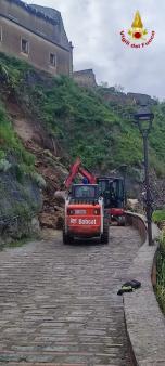 messa in sicurezza e ricerca eventuali coinvolti