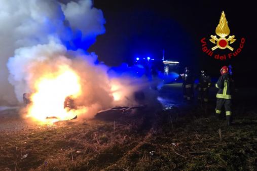 incendio vettura