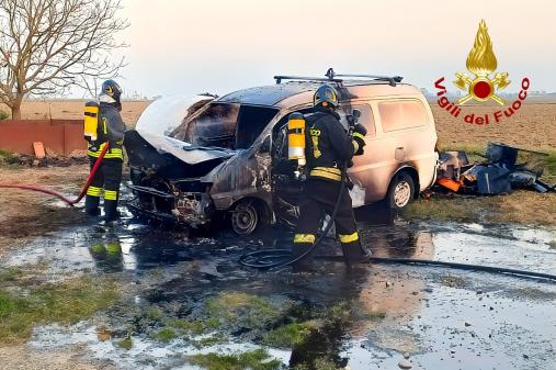 Incendio cascina