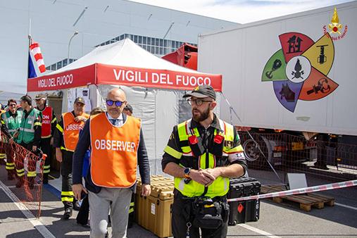 Il sottosegretario Prisco al campo macerie di addestramento del comando VF di Pisa