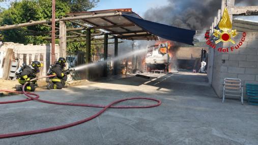 incendio camper