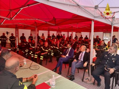 Visita del Sottosegretario e del Capo del CNVVF