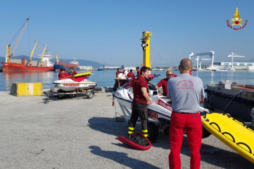 Addestramenti operativi per soccorritori acquatici in Toscana