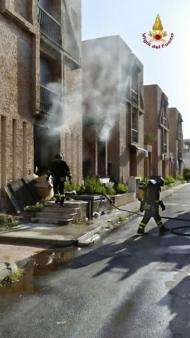 Messina, incendio deposito a Villafranca Tirrena