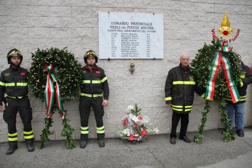 Ancona, festeggiamenti in onore di Santa Barbara patrona dei Vigili del fuoco