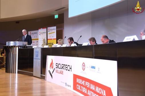 Firmato l'accordo tra Federazione Anima e Corpo Nazionale dei Vigili del fuoco