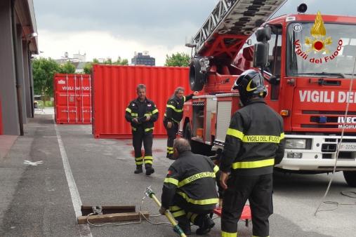 Padova, testata la procedura operativa per interventi su mezzi monorotaia e gomma alimentati da energia elettrica