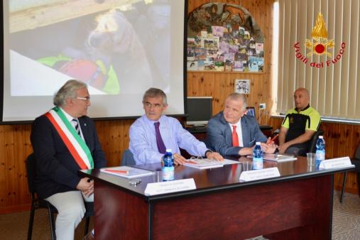 Torino, due giorni di visite alla Scuola Nazionale Cinofili dei Vigili del fuoco
