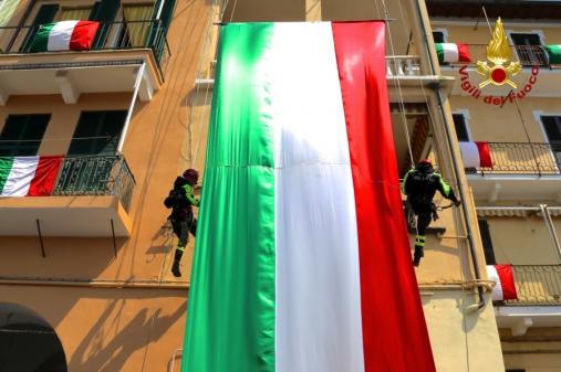 Imperia, festeggiato il 71° anniversario della Repubblica