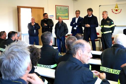 Verona, il nuovo sindaco della città, Federico Sboarina in visita al Comando dei Vigili del fuoco