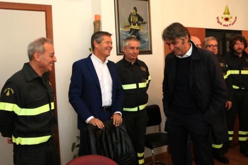 Verona, il nuovo sindaco della città, Federico Sboarina in visita al Comando dei Vigili del fuoco