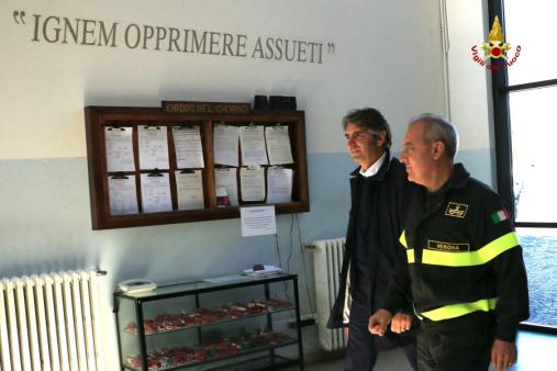 Verona, il nuovo sindaco della città, Federico Sboarina in visita al Comando dei Vigili del fuoco