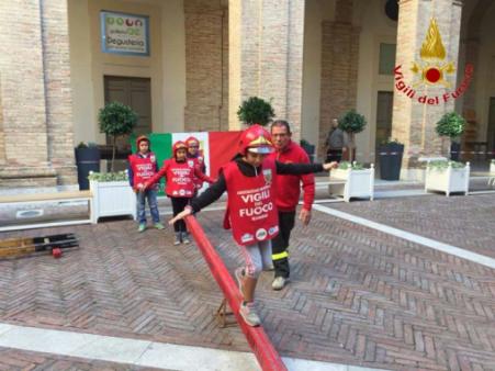 Pesaro-Urbino, conclusa la manifestazione "Pompieropoli" presso il collegio Raffaello