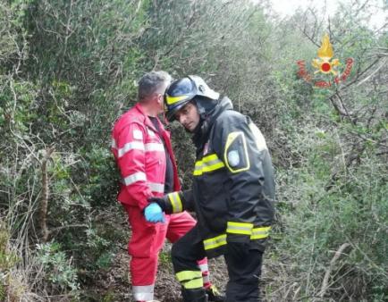 Catanzaro, recuperato un giovane caduto in un dirupo