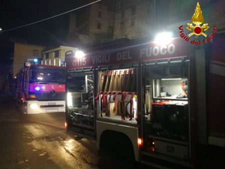 Lecco, incendio tetto nel comune di Premana