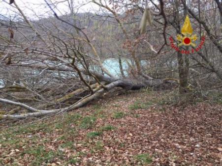 Macerata, soccorso a persona rimasta ferita nel comune di Camerino