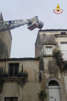 Provincia di Ragusa, rimozione serbatoio d'acqua